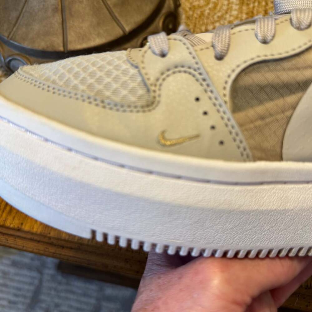 Nike Court Vision Alta TXT Women 8 Cream Saturn Gold Platform CW6536-200 - Picture 7 of 11
